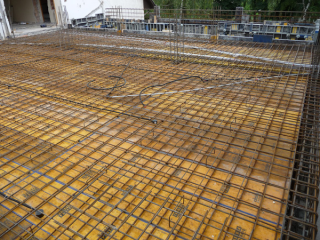 Győrújbatát,  iskola betonacél gyártása és szerelése
