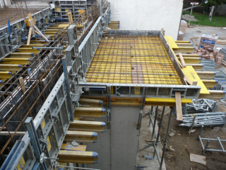 Győrújbatát,  iskola betonacél gyártása és szerelése