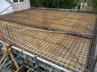 Győrújbatát,  iskola betonacél gyártása és szerelése